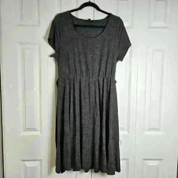 Torrid Dress Womens Size 2 (Large 12) Charcoal Gray Jersey Knit Tie Waist Casual - Picture 1 of 7